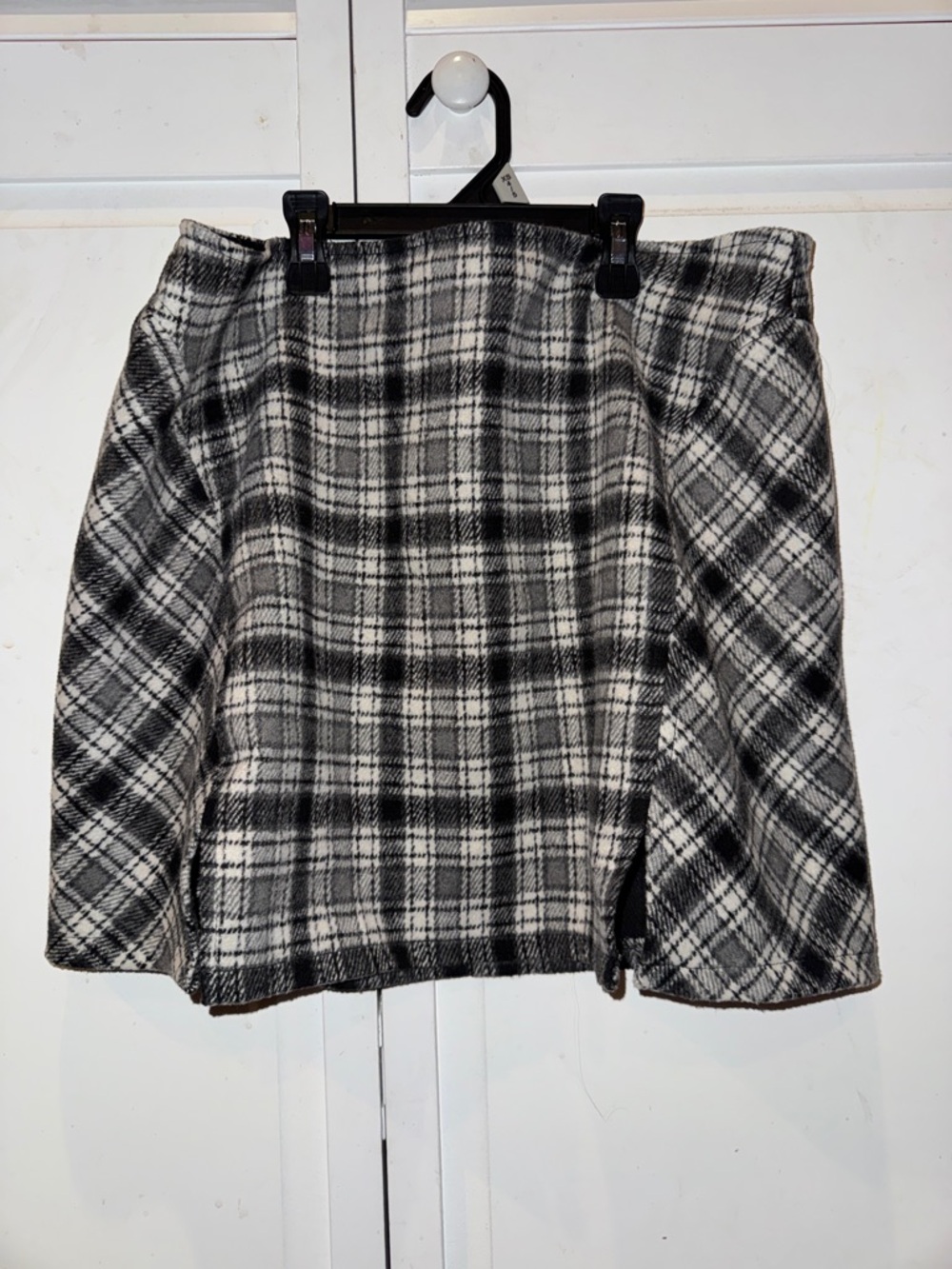 Black & White Plaid Mini Skirt with Side Zip